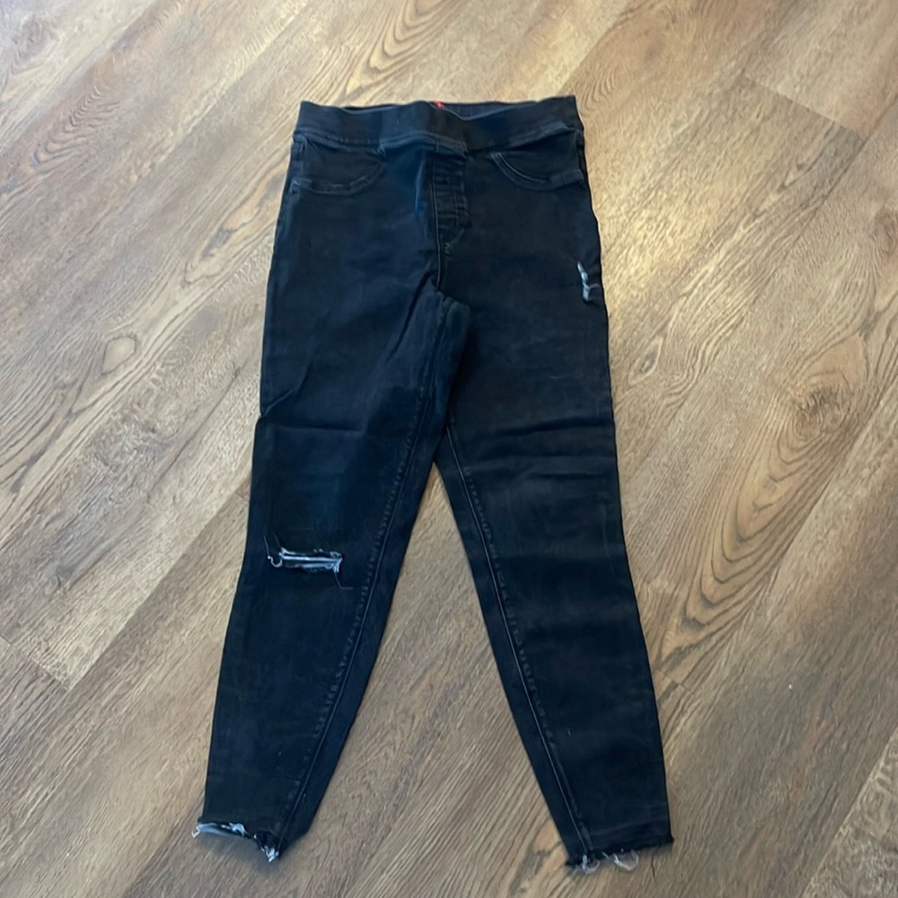 Spanx black cropped distressed jeans sz large